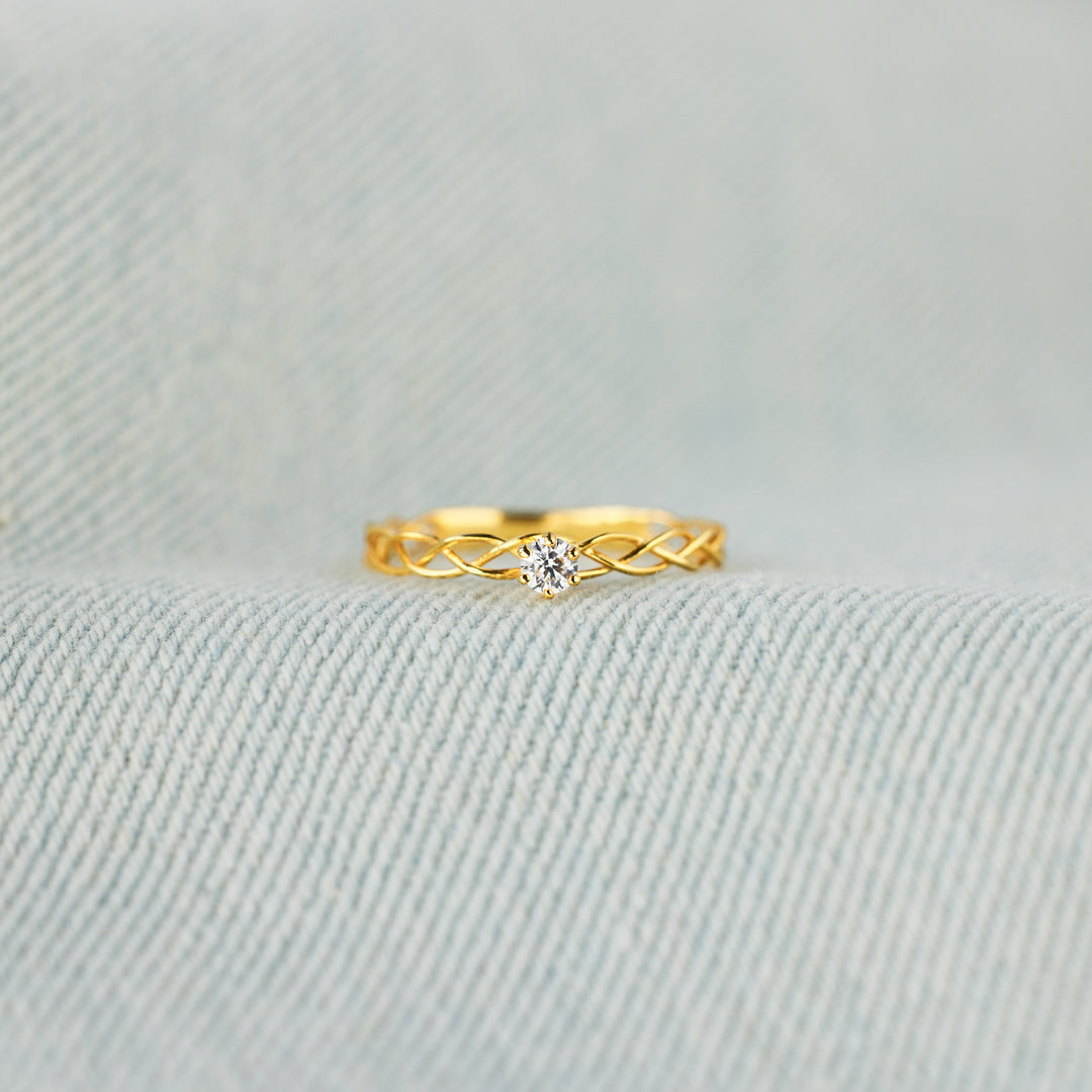 Dear Daughter Interweaved Ring