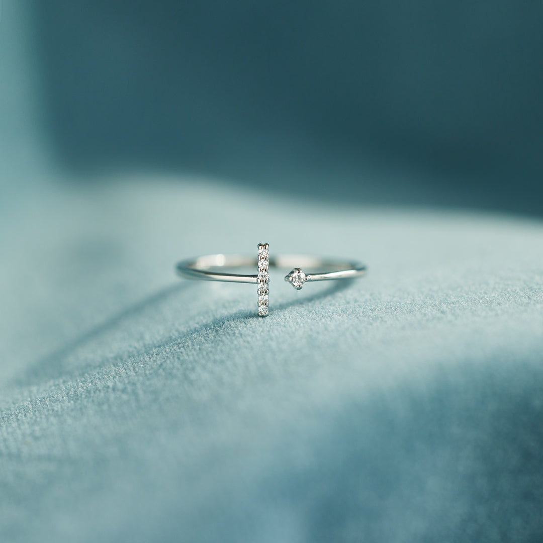 Girl Gang Minimalist T Shaped Ring