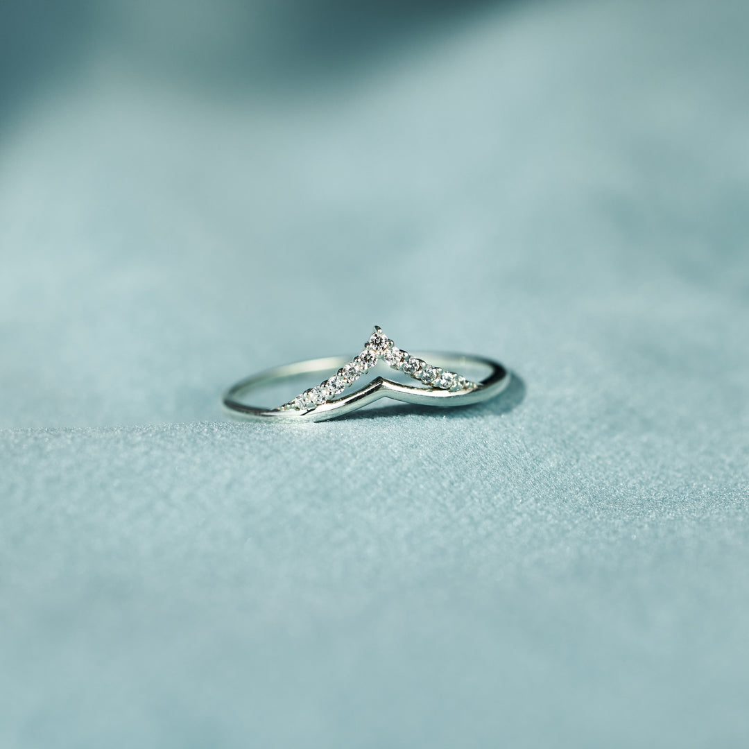Sent A Princess Pavé Tiara Ring