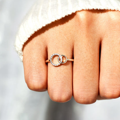 Mother Daughter Bond Linked Circle Ring