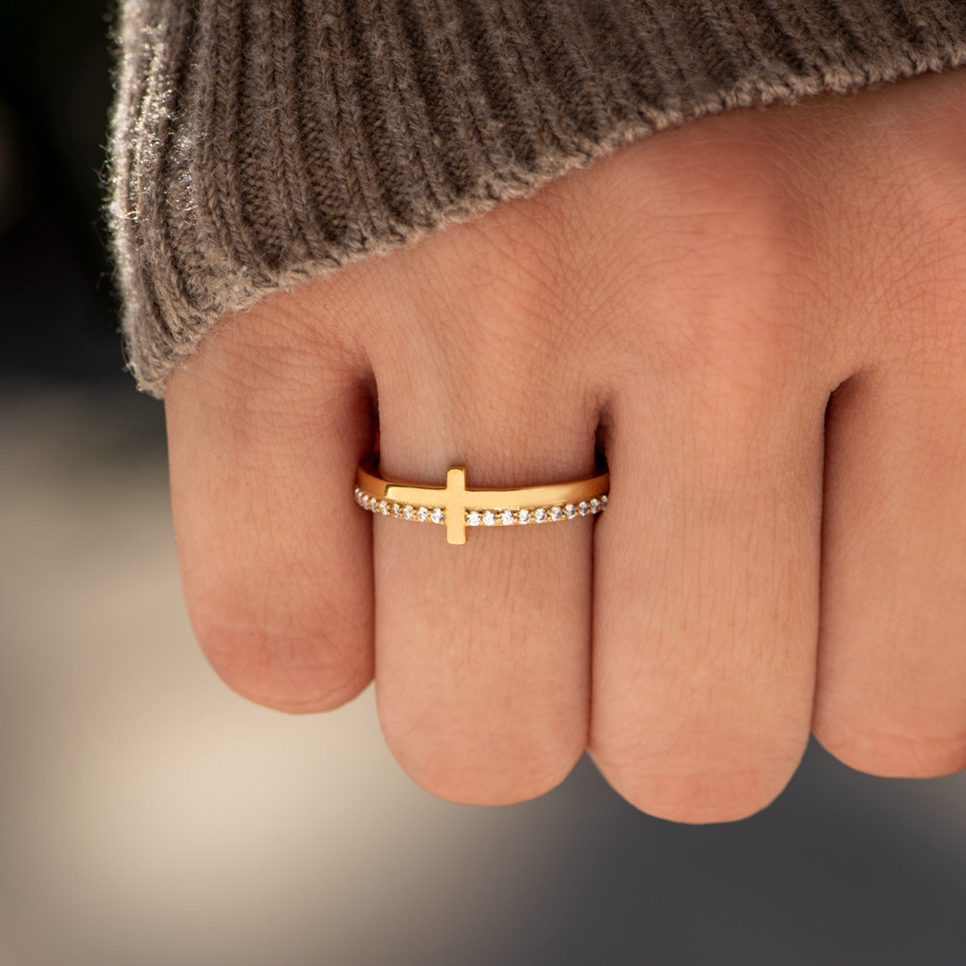 Pray And Keep Going Golden Cross Ring